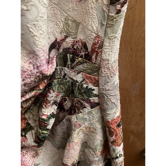 Adrianna Papell Dress 22 Floral Metallic Brocade Sleeveless Sheath Wedding - Picture 3 of 9